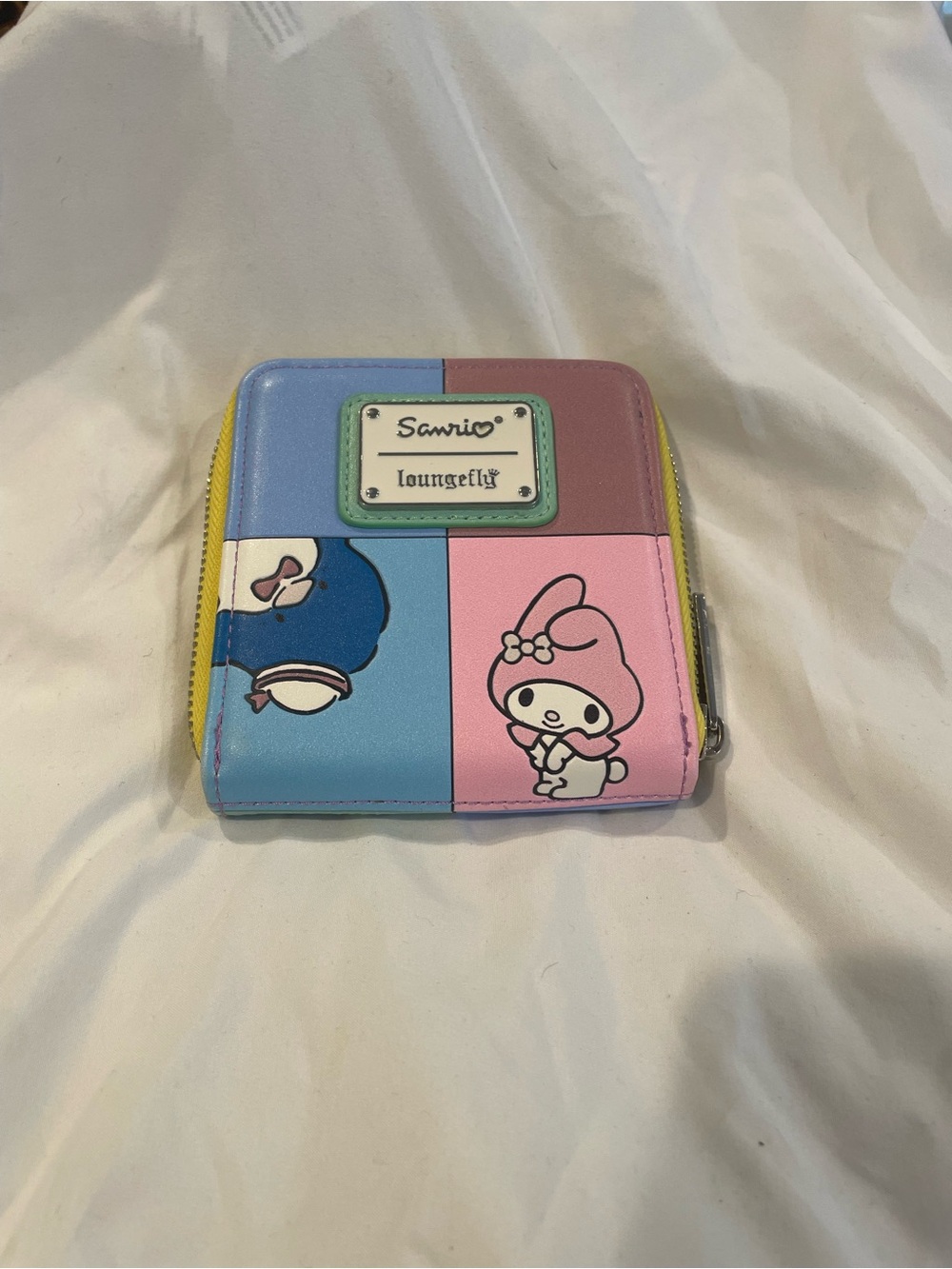 Loungefly | Sanrio Hello Kitty and Friends  Zip Wallet